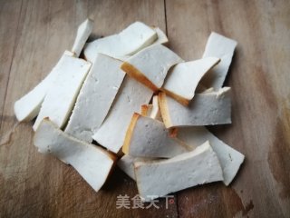 青菜炒豆干的做法步骤：3