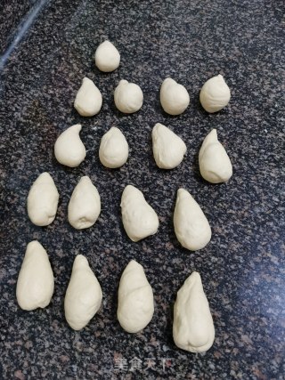 玉米面烧饼的做法步骤：3