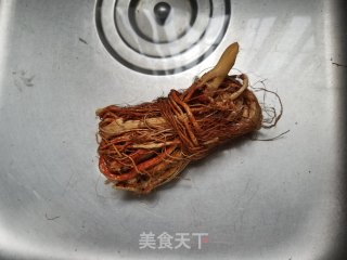 五指毛桃排骨汤的做法步骤：1