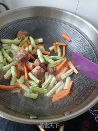 “炖菜”大肠猪肉炖芸豆的做法步骤：9