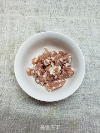 家常美味包菜肉末炒粉条的做法步骤：3