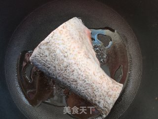 豆腐炖鱼的做法步骤：4