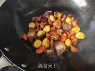 排骨烧胡萝卜的做法步骤：12
