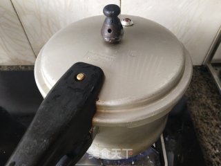 排骨烧胡萝卜的做法步骤：14