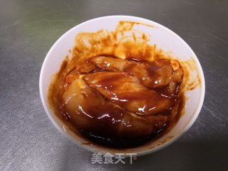 香煎鸡胸肉的做法步骤：3