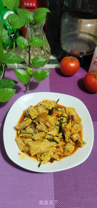 豆瓣酱烧腐竹的做法步骤：10