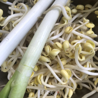 麻辣黑鱼炖豆腐的做法步骤：2
