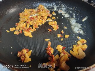 咸蛋黄炒饭的做法步骤：2