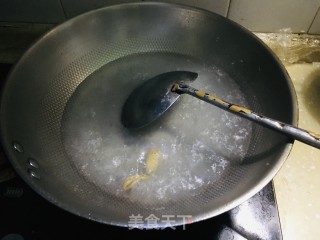 芥菜肉丝汤的做法步骤：3