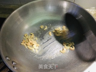 海米炒冬瓜的做法步骤：2