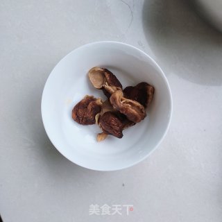 无水炖鸡翅根的做法步骤：3