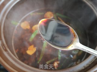 白菜宽粉炖鱼的做法步骤：6