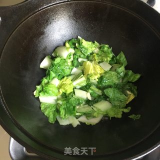 白菜炖豆腐的做法步骤：3