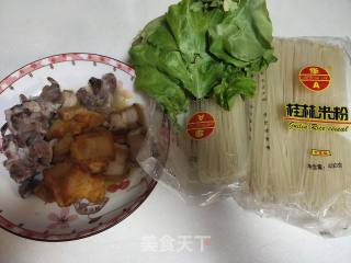 五花肉拌粉的做法步骤：1