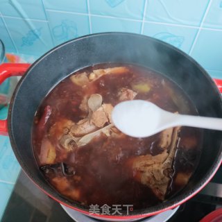 香辣炖脊骨的做法步骤：12