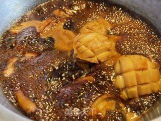 鲍汁焖凤爪的做法步骤：7