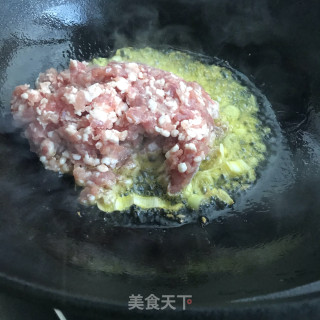 杏鲍菇炸酱面的做法步骤：5