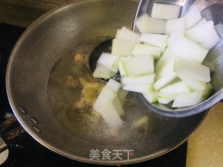瑶柱冬瓜汤的做法步骤：6