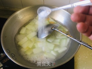 瑶柱冬瓜汤的做法步骤：7