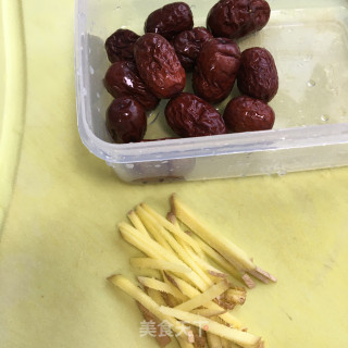 姜枣苹果茶的做法步骤：1