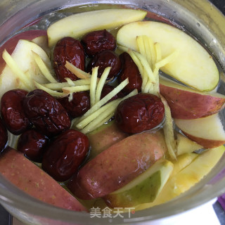 姜枣苹果茶的做法步骤：3