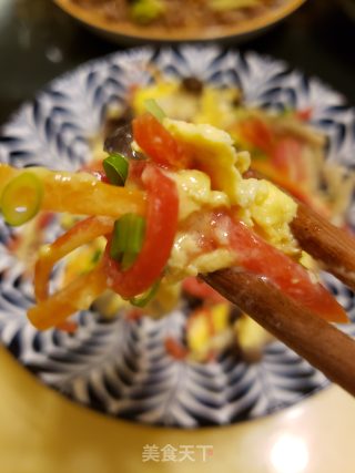 鲜菌菇滑蛋～不能错过的美味的做法步骤：10