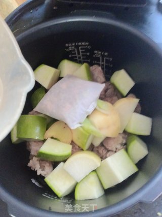 萝卜炖牛肉的做法步骤：8