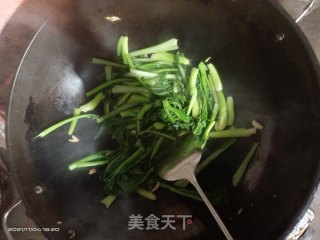 爆炒油菜的做法步骤：3