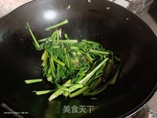 爆炒油菜的做法步骤：4