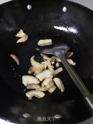 辣椒炒肉的做法步骤：4