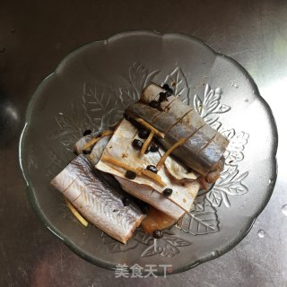 豆豉蒸鳗鱼的做法步骤：1