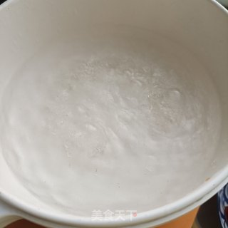 熟肉金针菇拌花心萝卜的做法步骤：6