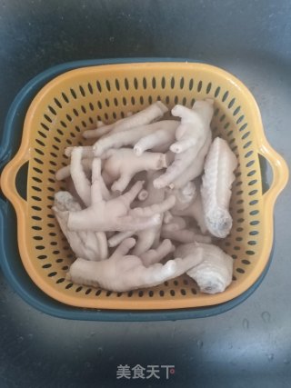 鸡翅鸡爪煲的做法步骤：6