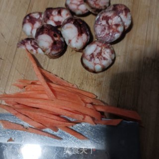 麻辣肠炒芹菜的做法步骤：3