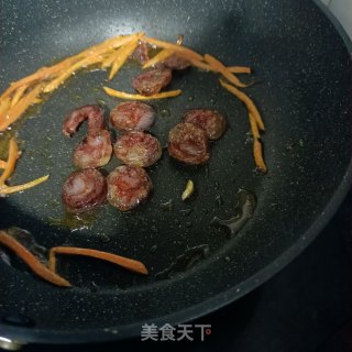 麻辣肠炒芹菜的做法步骤：7
