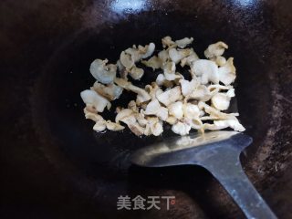 油渣炒香干的做法步骤：1