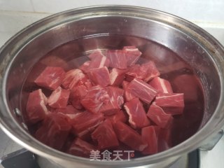 土豆炖牛肉的做法步骤：6