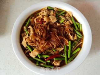 豇豆豆皮炖粉条的做法步骤：19