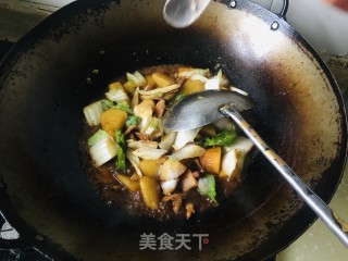 白菜炖土豆的做法步骤：10