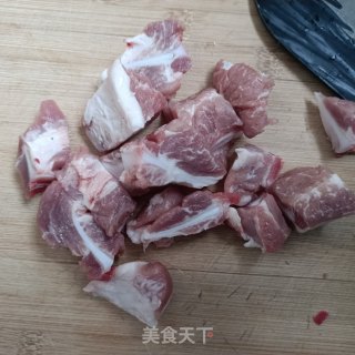 山药炖猪脆骨的做法步骤：1
