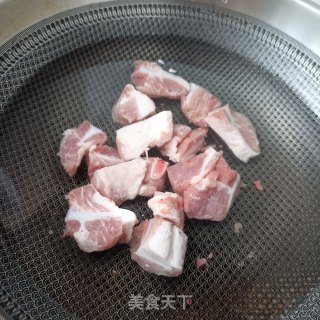 山药炖猪脆骨的做法步骤：2