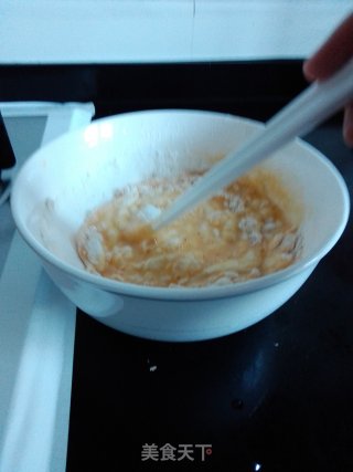 鸡蛋饼的做法步骤：3