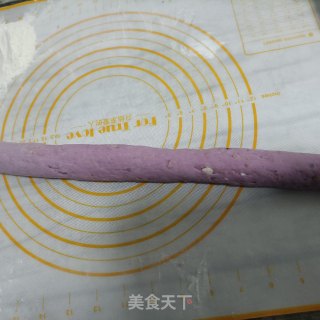 牛奶紫薯燕麦花卷的做法步骤：13