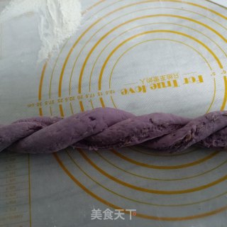 牛奶紫薯燕麦花卷的做法步骤：15