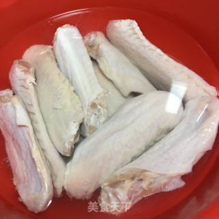 香卤鸭中翅的做法步骤：1