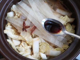 白菜炖宽粉的做法步骤：7