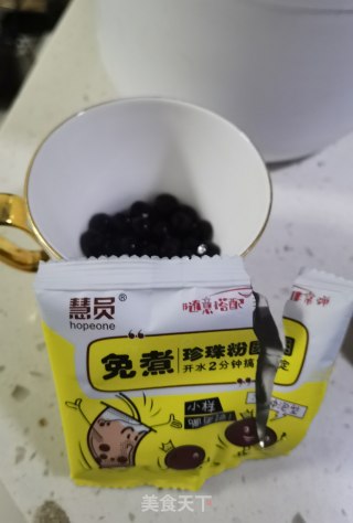 焦糖奶茶的做法步骤：2
