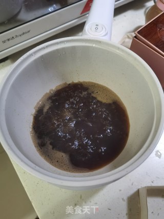 焦糖奶茶的做法步骤：4