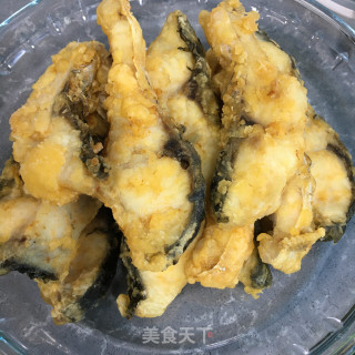 莴笋烧草鱼的做法步骤：1
