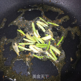莴笋烧草鱼的做法步骤：5